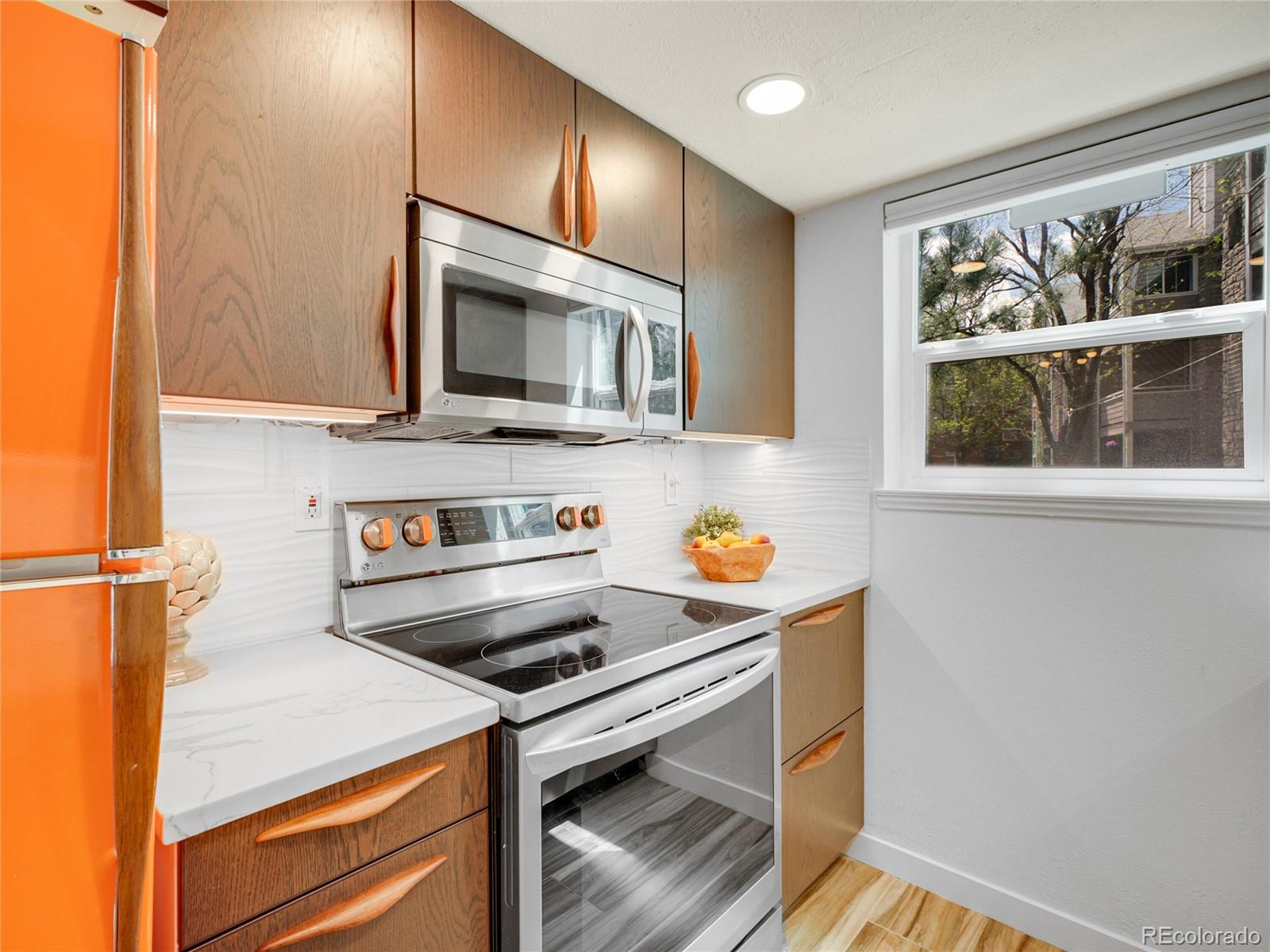 MLS Image #3 for 8378 s upham way,littleton, Colorado