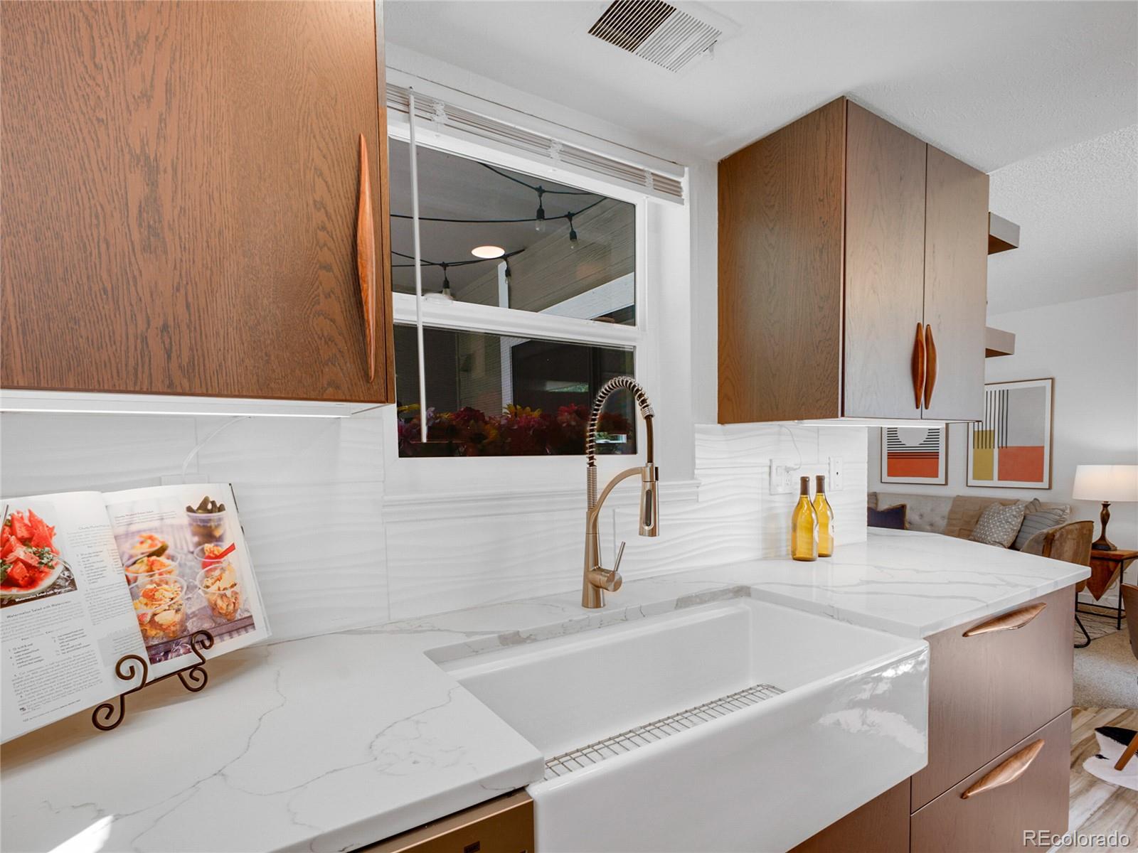 MLS Image #4 for 8378 s upham way,littleton, Colorado