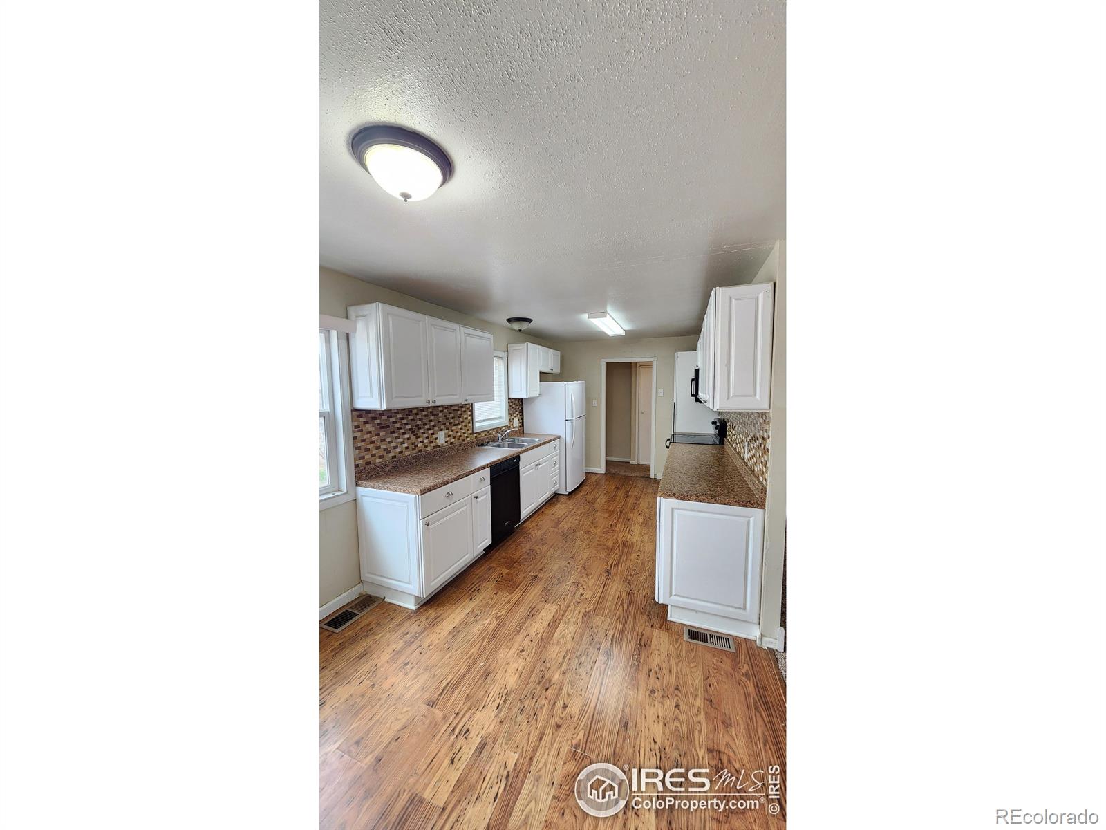 MLS Image #5 for 214  charmony place,sterling, Colorado