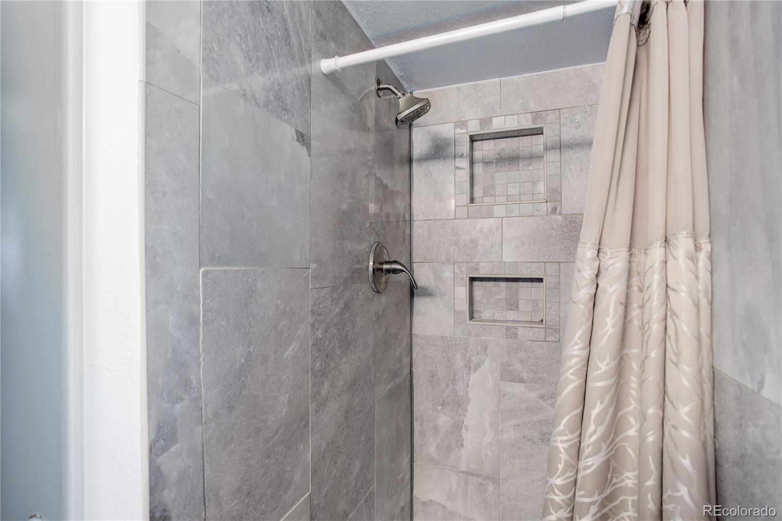 MLS Image #16 for 5861 s orleans way,centennial, Colorado