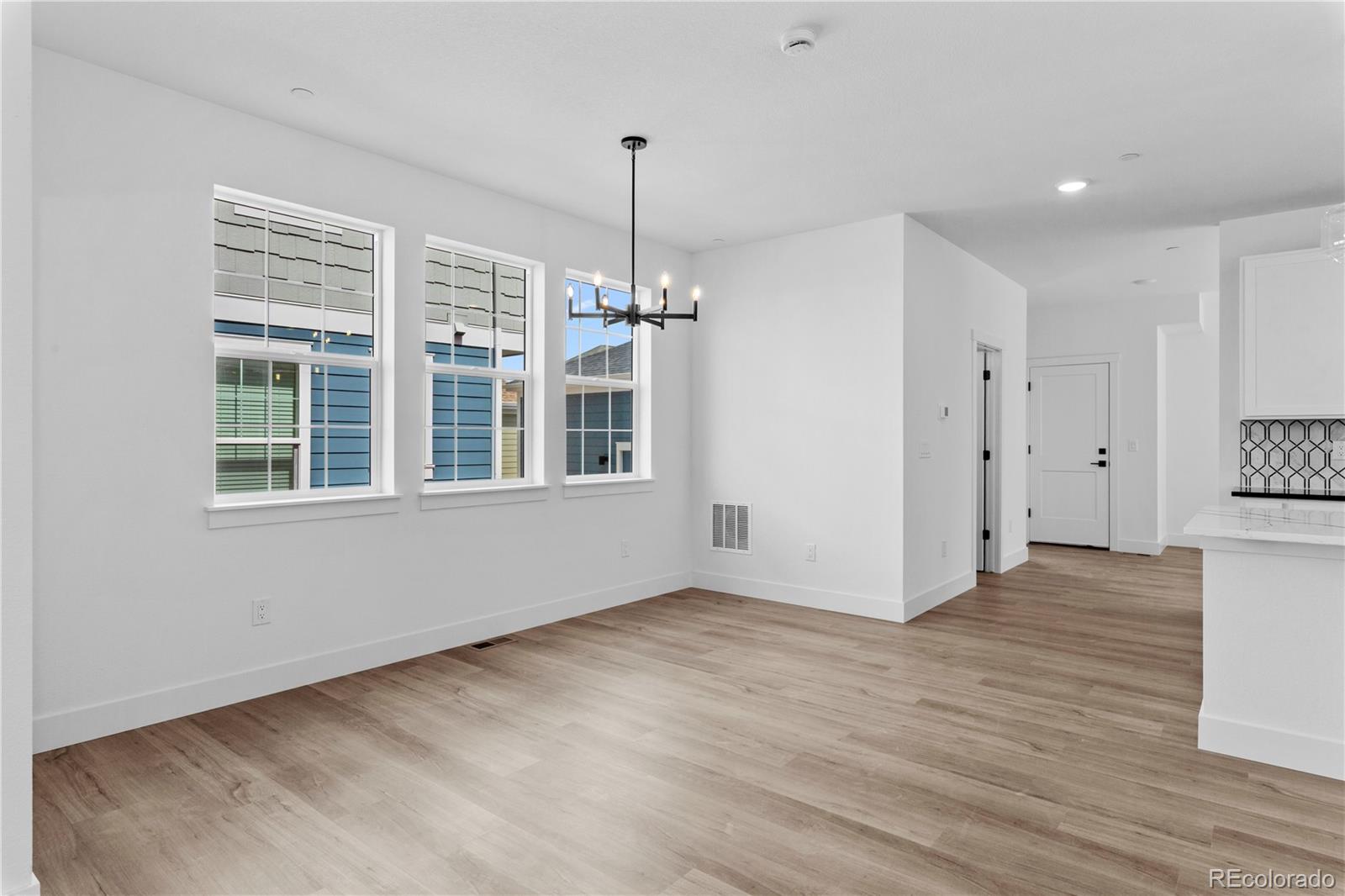 MLS Image #11 for 213  washington street,erie, Colorado