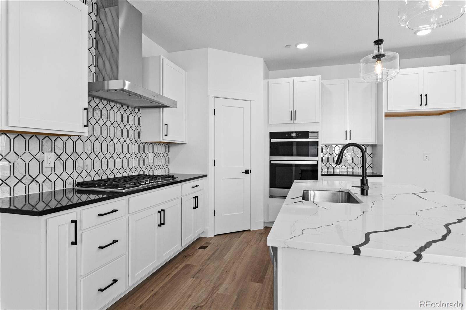 MLS Image #13 for 213  washington street,erie, Colorado