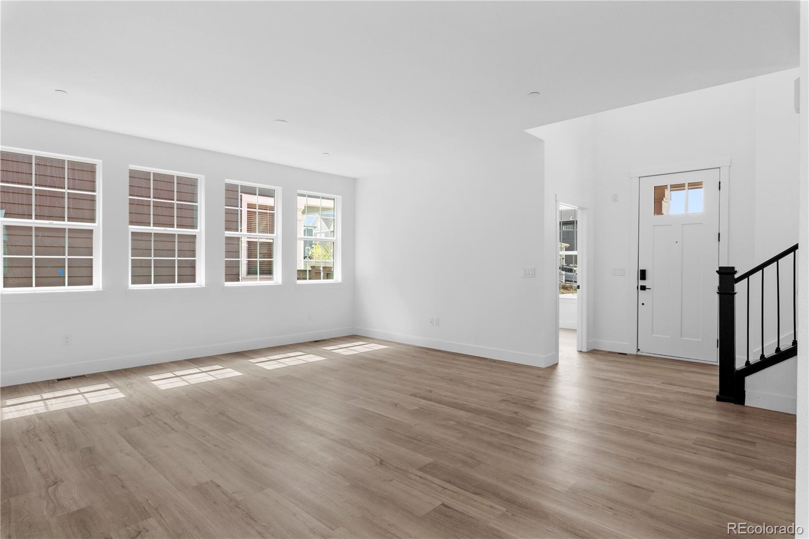 MLS Image #5 for 213  washington street,erie, Colorado