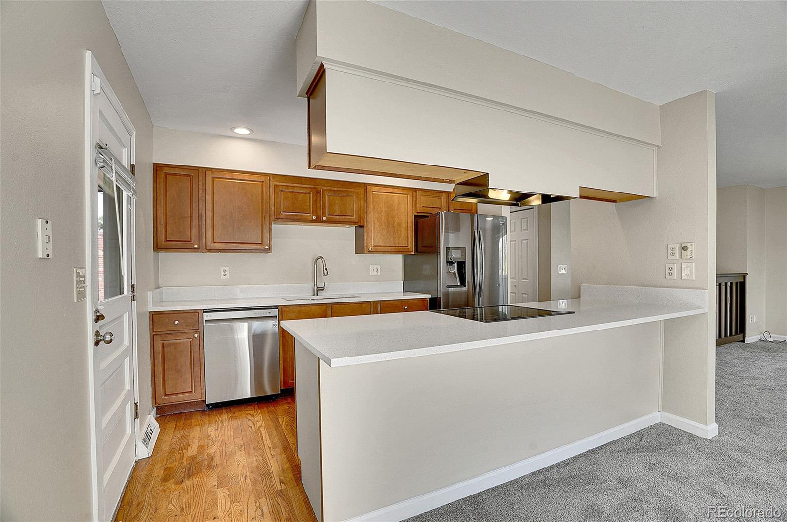 MLS Image #14 for 9099 w harvard place,lakewood, Colorado