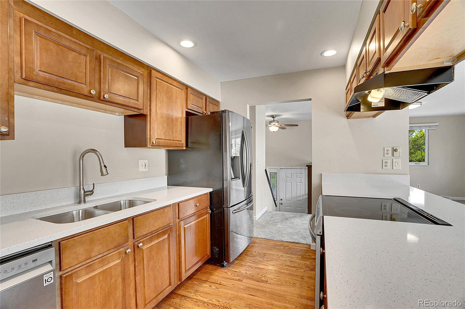 MLS Image #15 for 9099 w harvard place,lakewood, Colorado