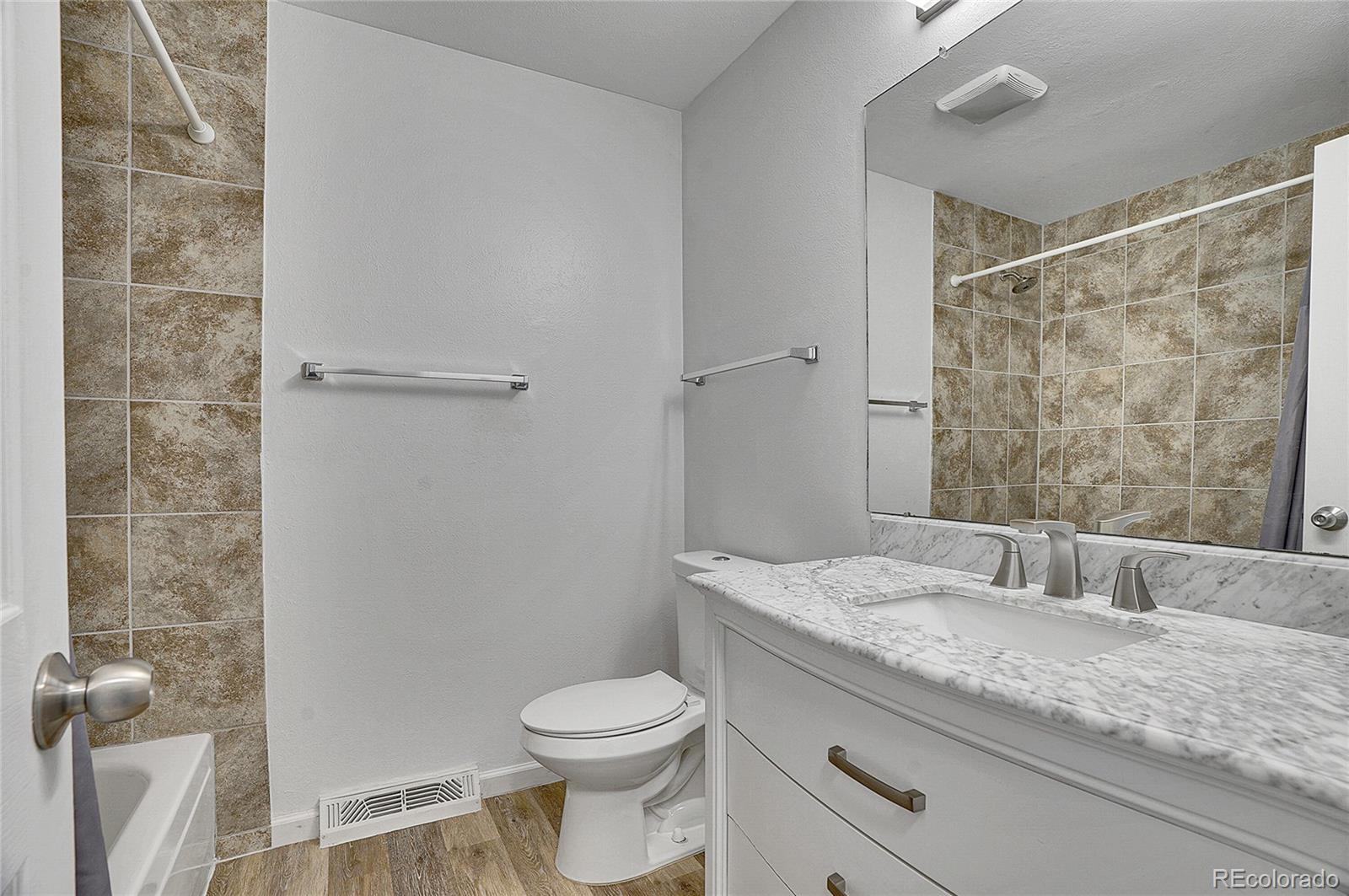 MLS Image #20 for 9099 w harvard place,lakewood, Colorado
