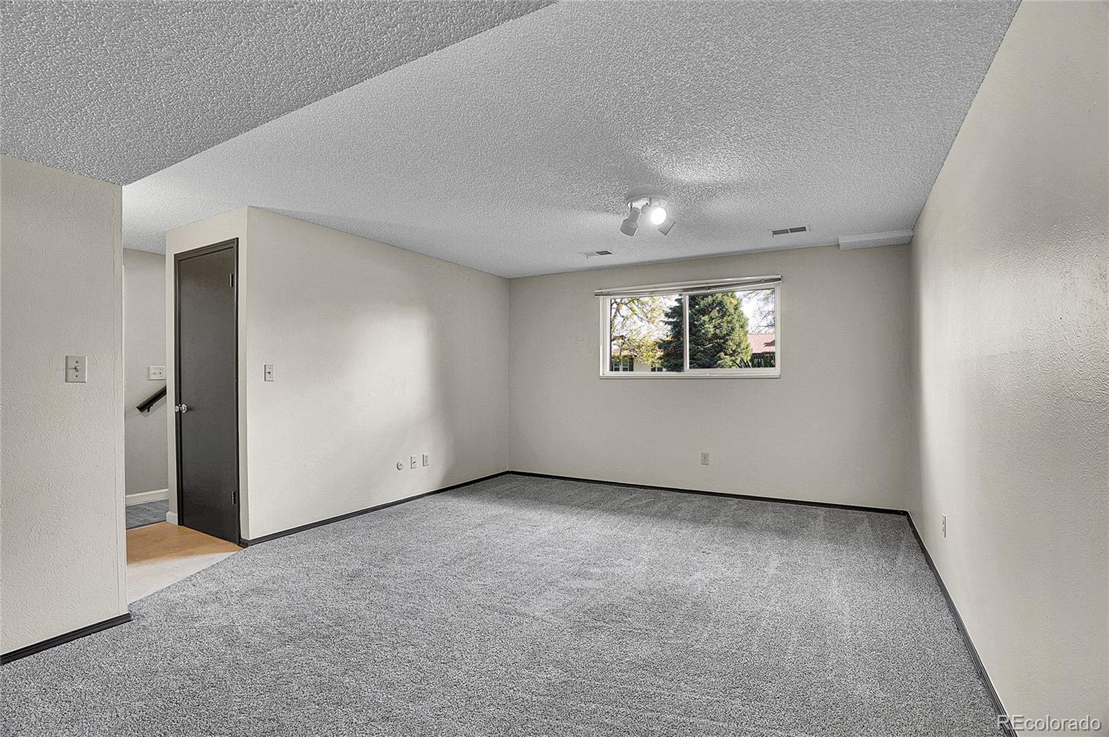 MLS Image #33 for 9099 w harvard place,lakewood, Colorado