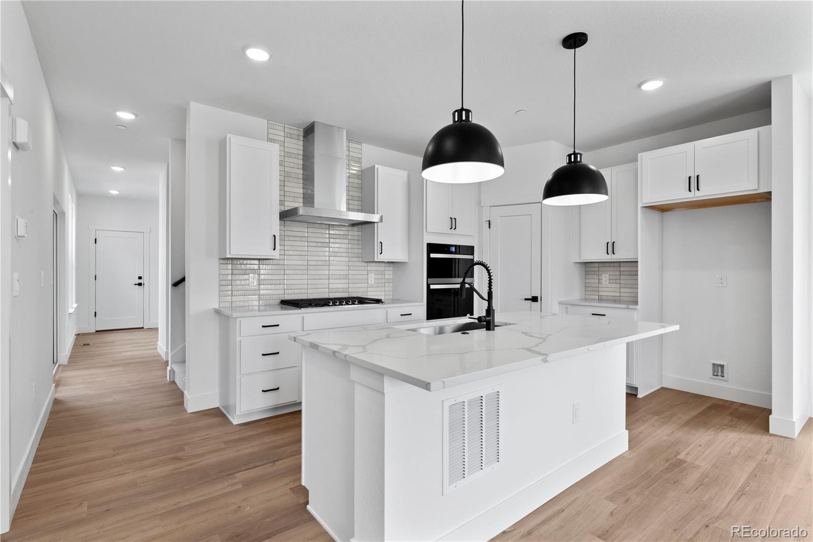 MLS Image #10 for 223  washington street,erie, Colorado