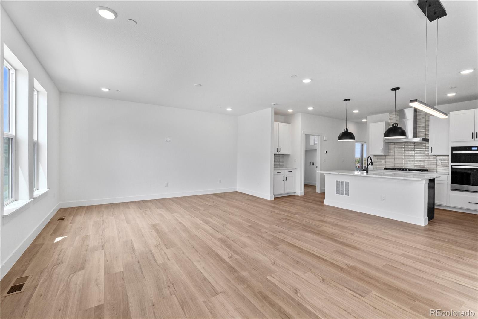 MLS Image #5 for 223  washington street,erie, Colorado