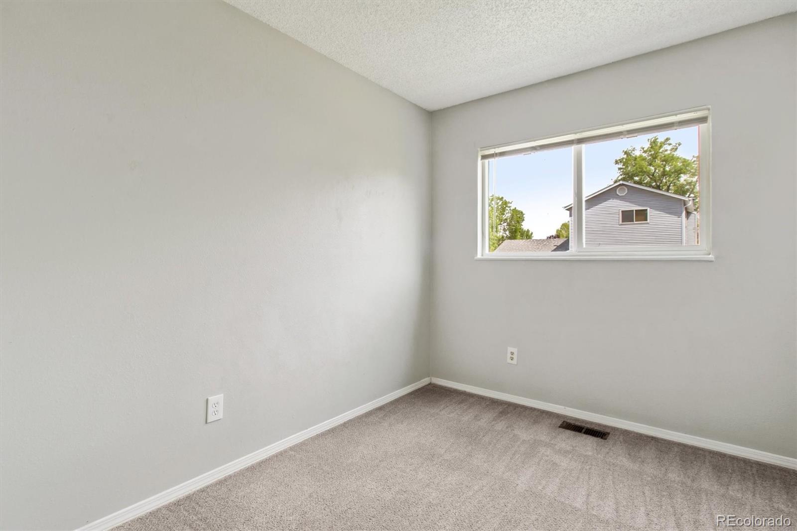 MLS Image #14 for 19053 e 22nd drive,aurora, Colorado