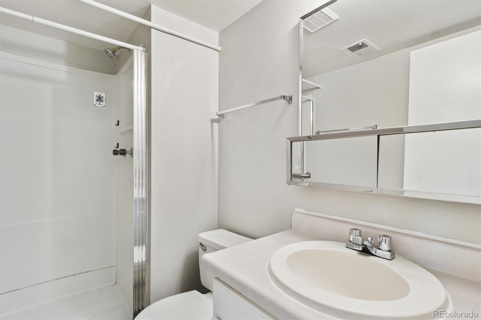 MLS Image #21 for 19053 e 22nd drive,aurora, Colorado