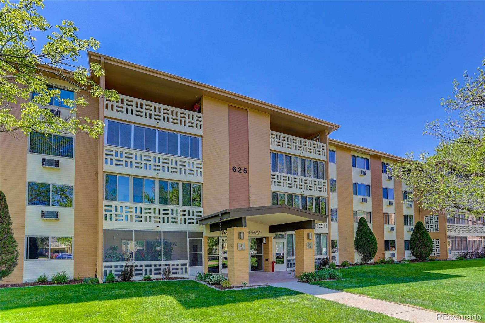 CMA Image for 625 S Alton Way,Denver, Colorado