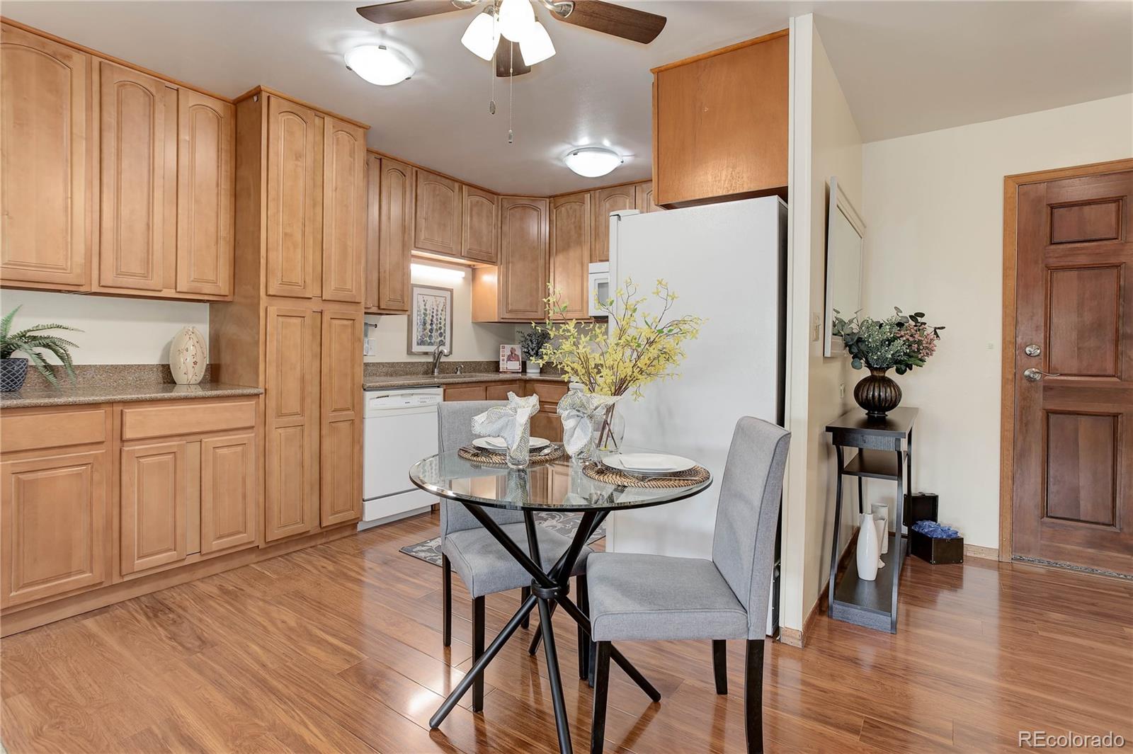 MLS Image #3 for 625 s alton way 10d,denver, Colorado