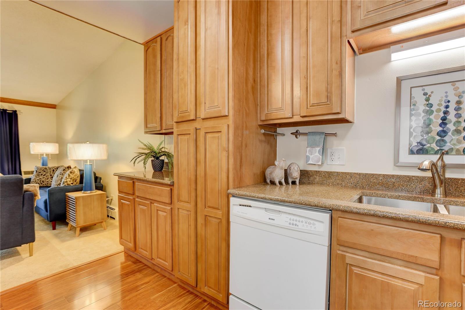 MLS Image #5 for 625 s alton way 10d,denver, Colorado