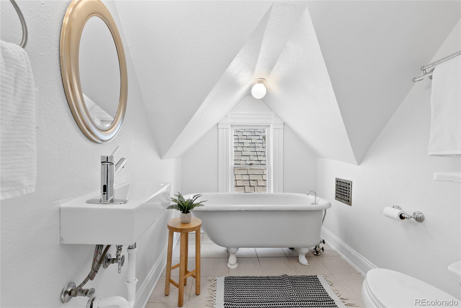 MLS Image #31 for 1529 e 22nd avenue,denver, Colorado