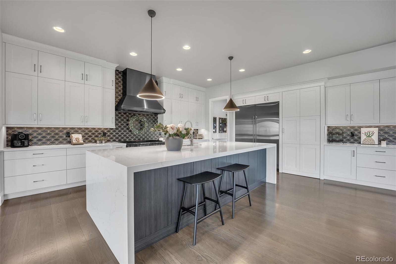 MLS Image #2 for 10095 s shadow hill drive,lone tree, Colorado