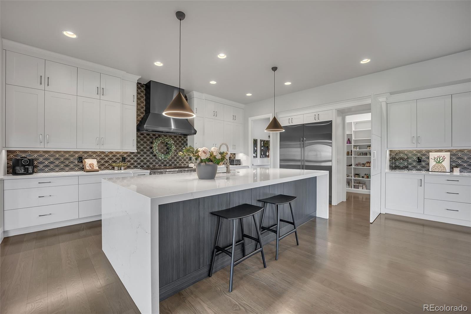 MLS Image #3 for 10095 s shadow hill drive,lone tree, Colorado