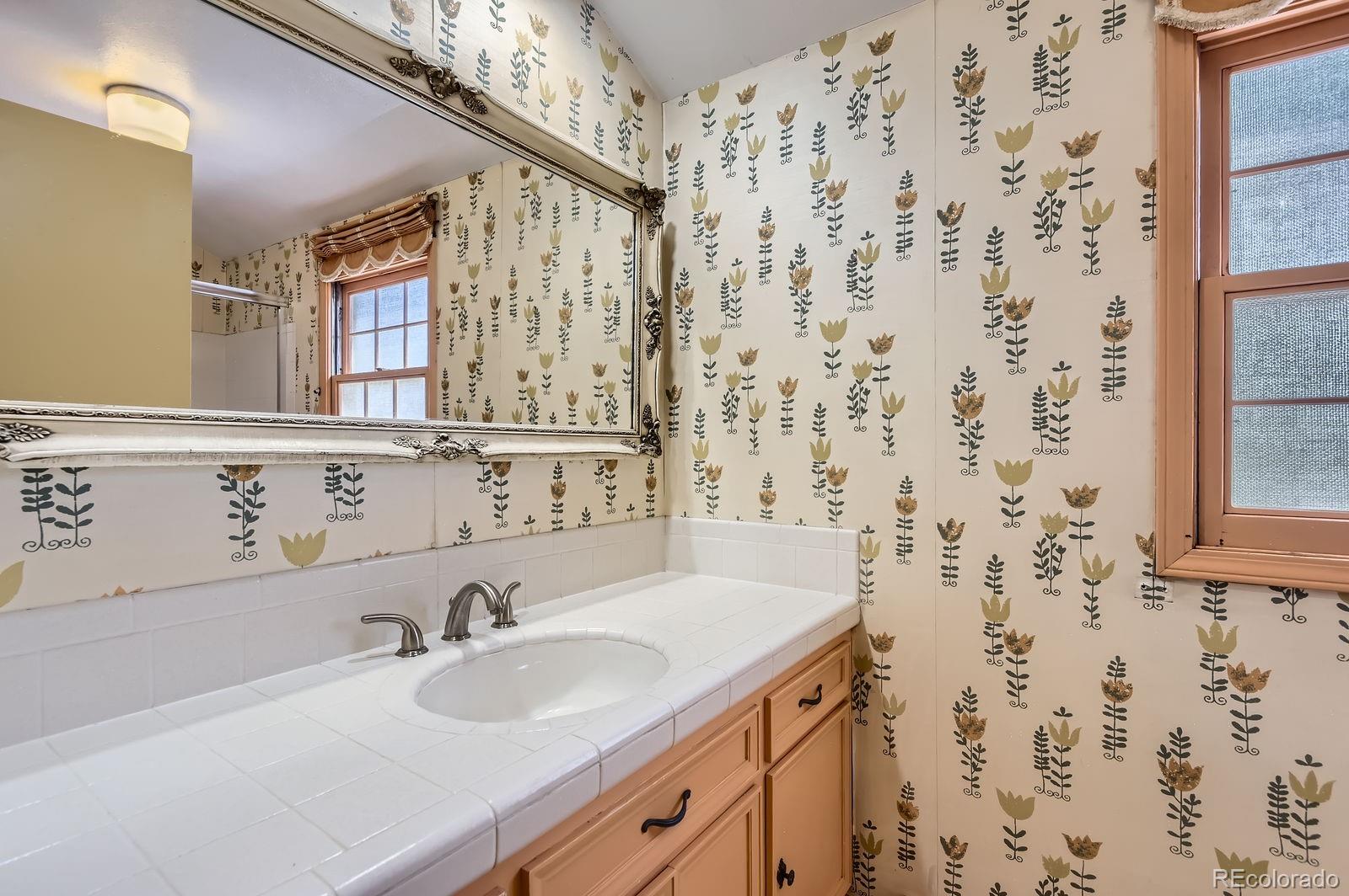 MLS Image #16 for 3825 s peach way,denver, Colorado