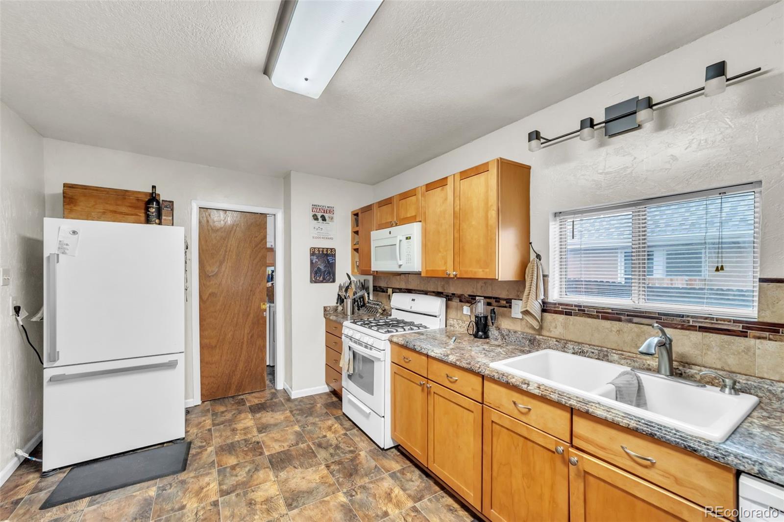 MLS Image #10 for 313 e grant avenue,fowler, Colorado