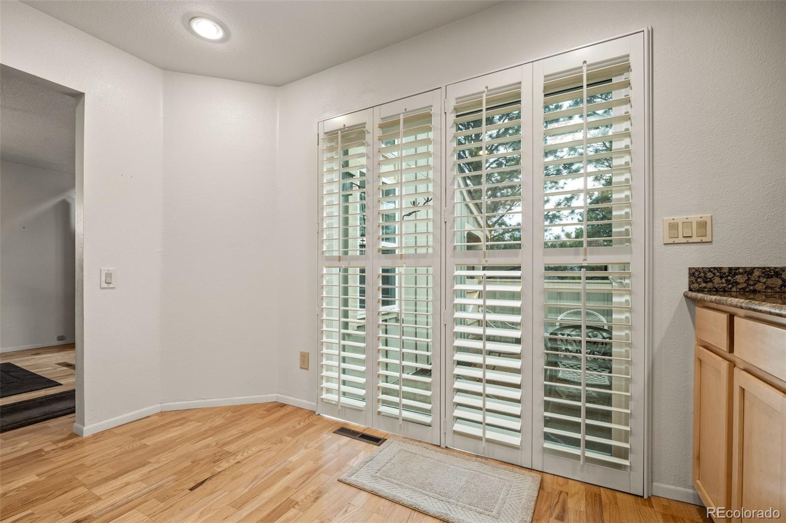 MLS Image #12 for 7761 s curtice drive,littleton, Colorado