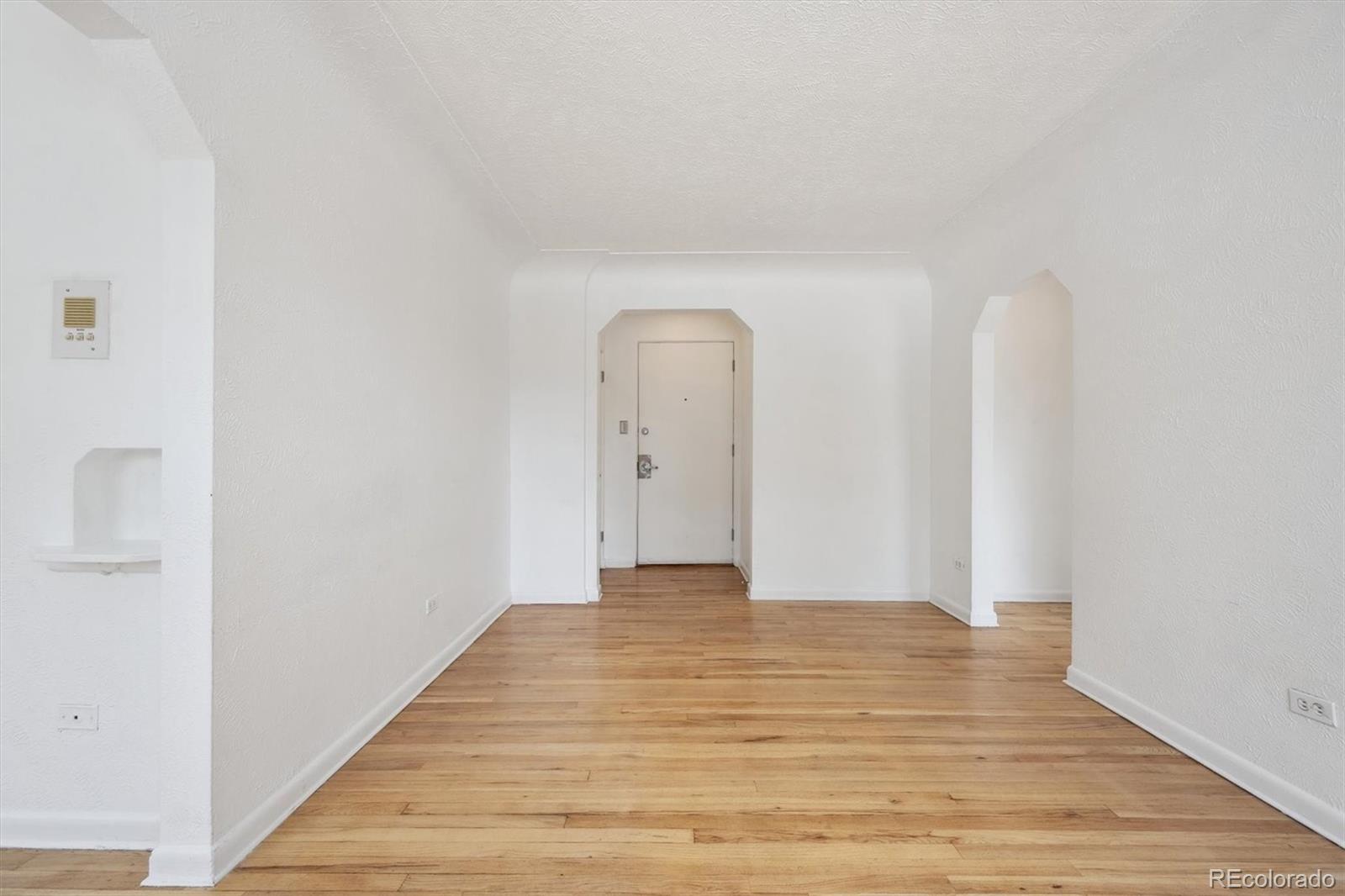 MLS Image #10 for 1130 n pennsylvania street,denver, Colorado