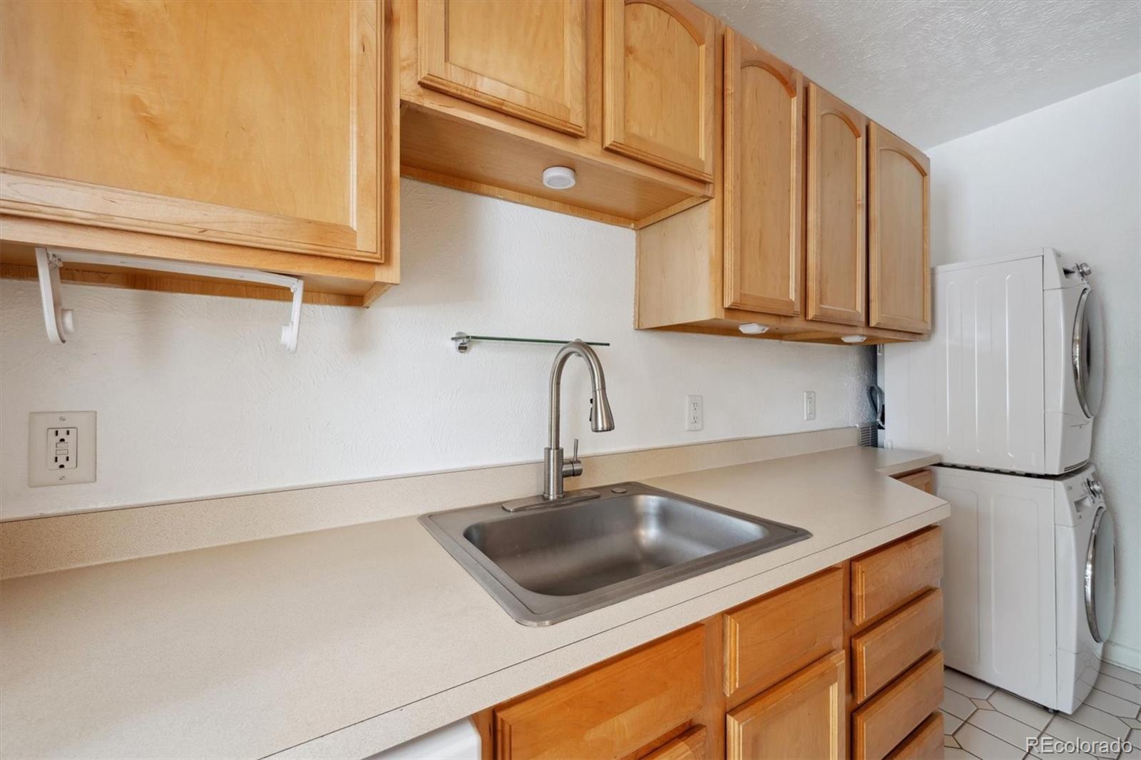 MLS Image #13 for 1130 n pennsylvania street,denver, Colorado