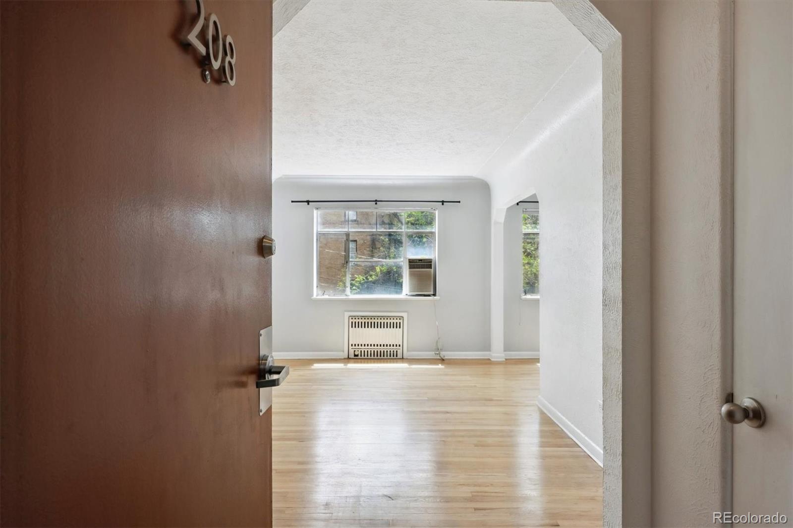 MLS Image #3 for 1130 n pennsylvania street,denver, Colorado