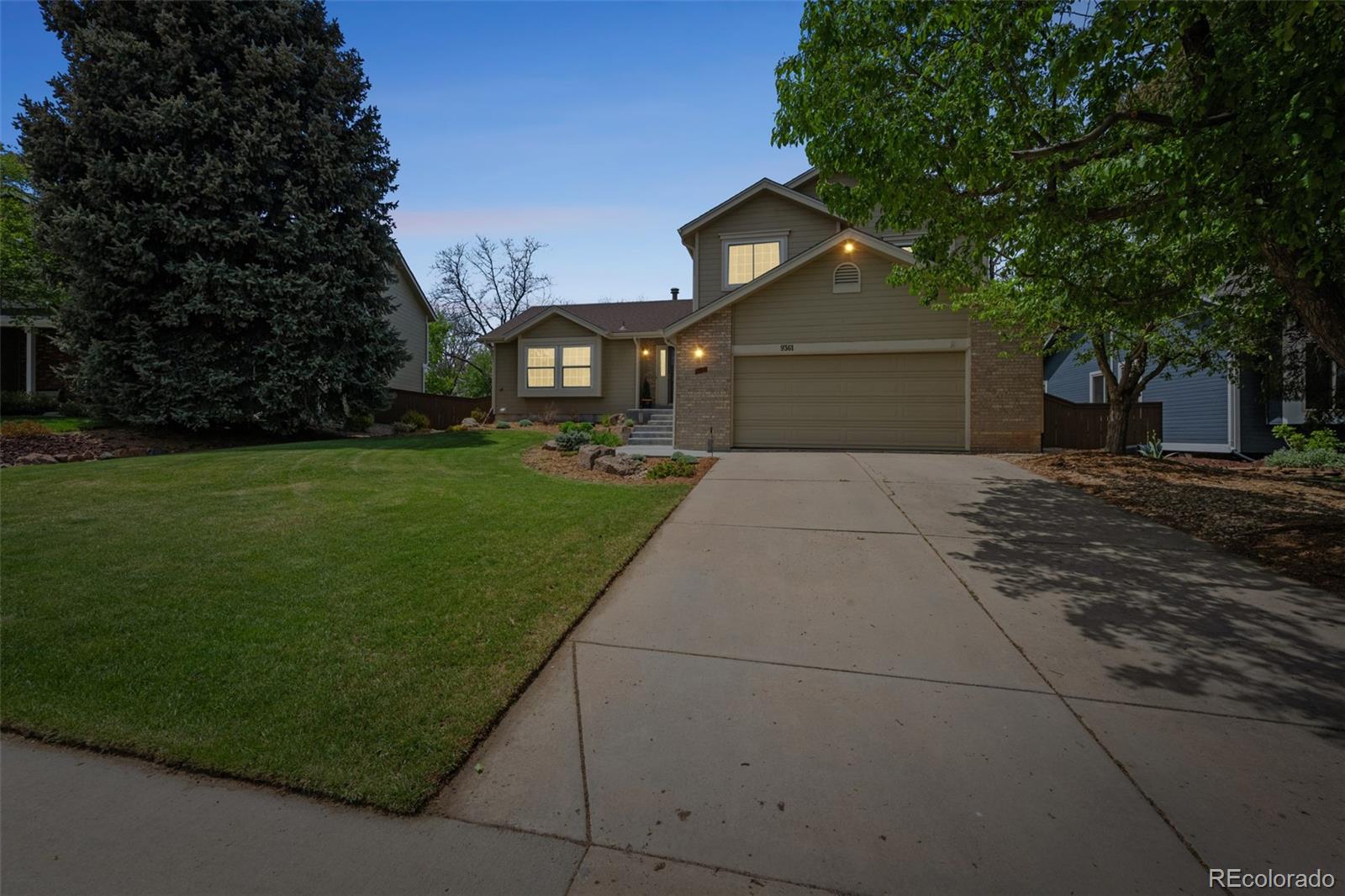 MLS Image #1 for 9361  crestmore way,littleton, Colorado
