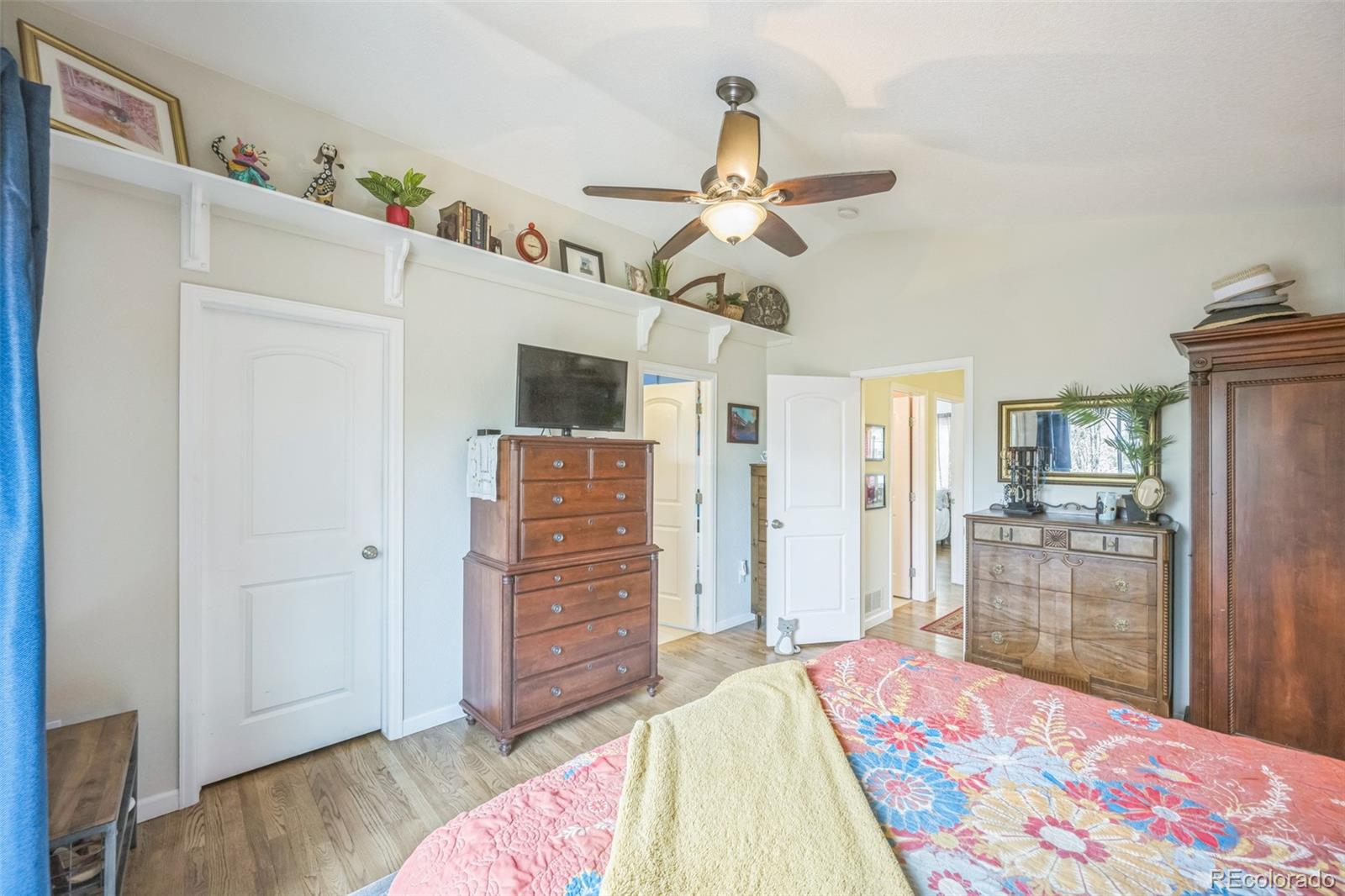 MLS Image #19 for 9361  crestmore way,littleton, Colorado