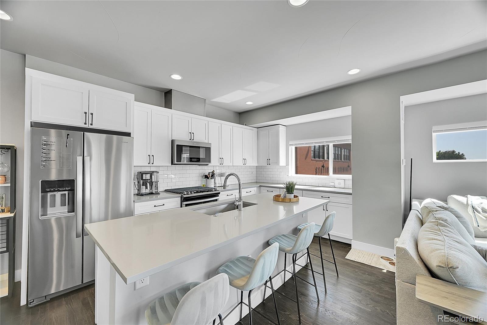MLS Image #6 for 7035 e 38th avenue,denver, Colorado