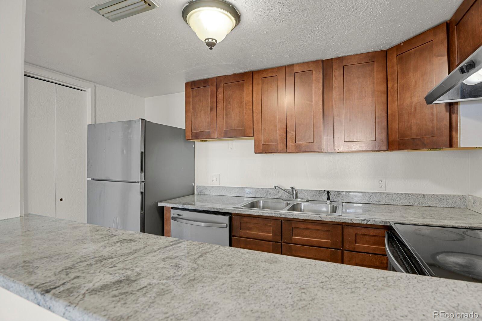 MLS Image #10 for 9725 e harvard avenue 305,denver, Colorado