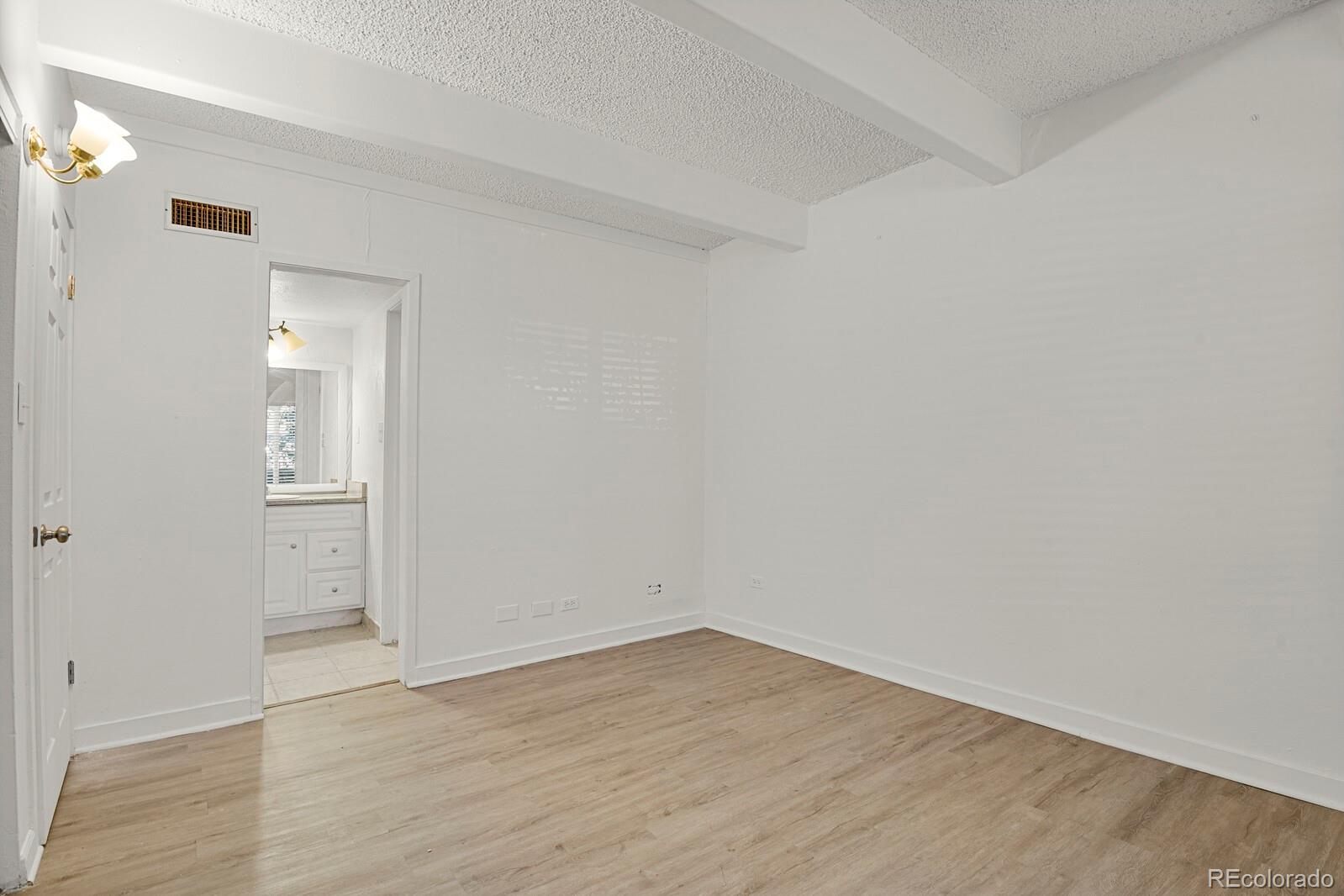 MLS Image #13 for 9725 e harvard avenue 305,denver, Colorado