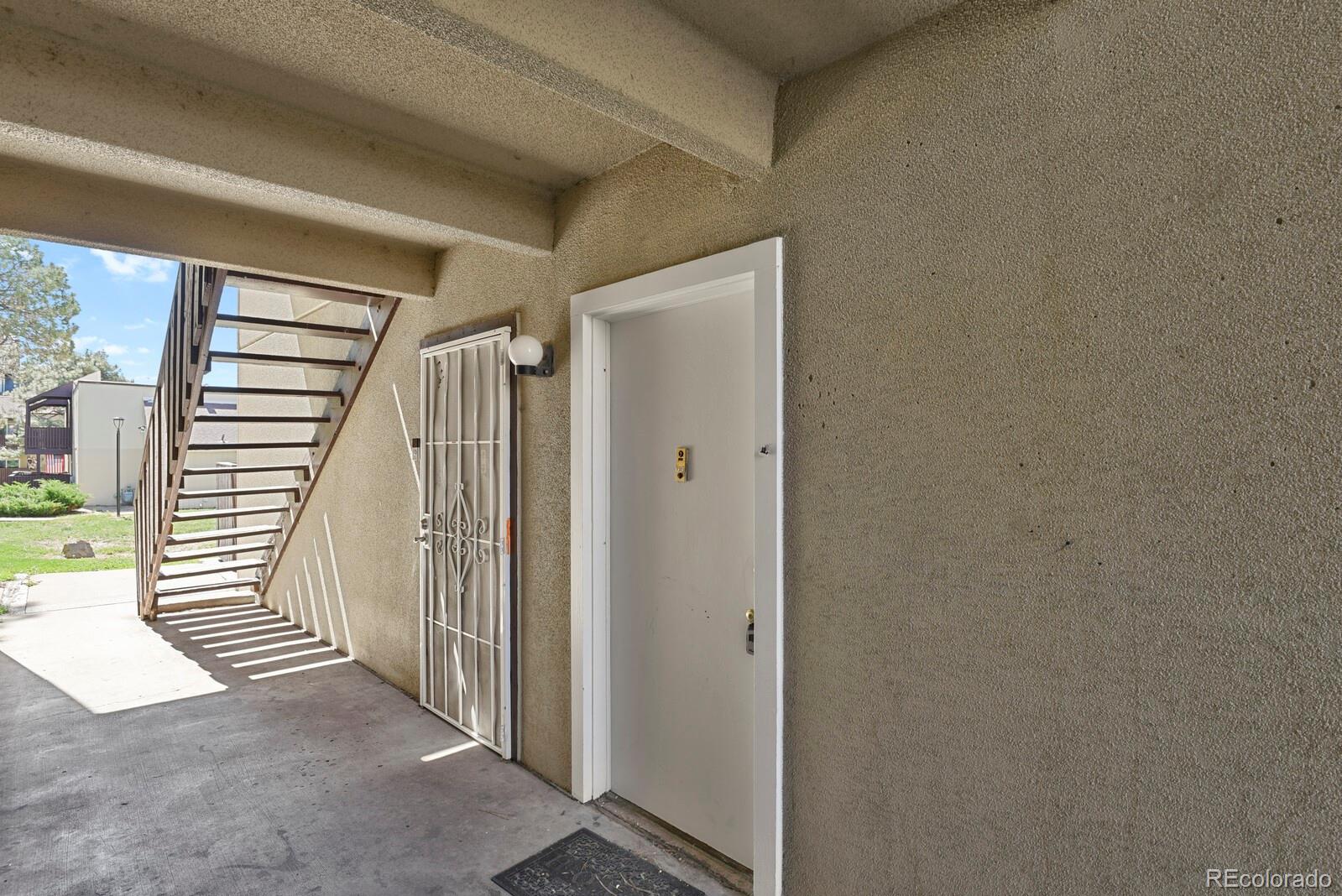 MLS Image #3 for 9725 e harvard avenue 305,denver, Colorado