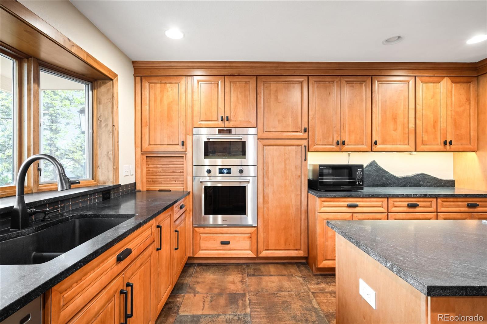 MLS Image #13 for 4398 w lake circle,littleton, Colorado