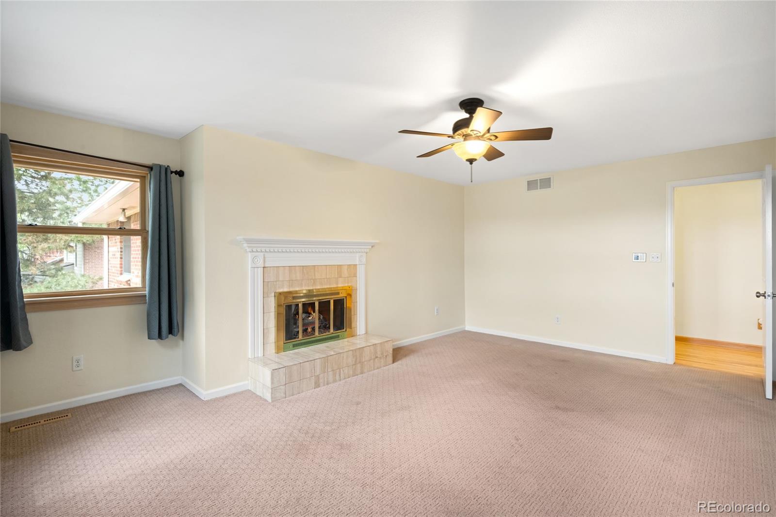 MLS Image #21 for 4398 w lake circle,littleton, Colorado