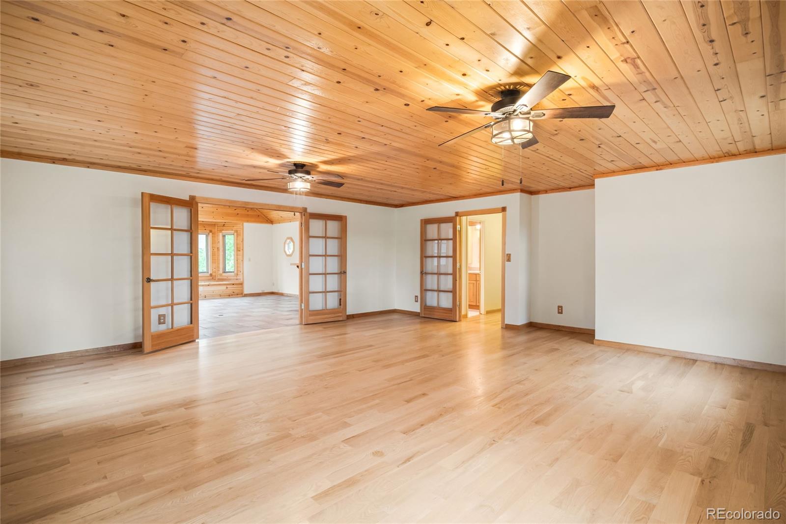MLS Image #26 for 4398 w lake circle,littleton, Colorado