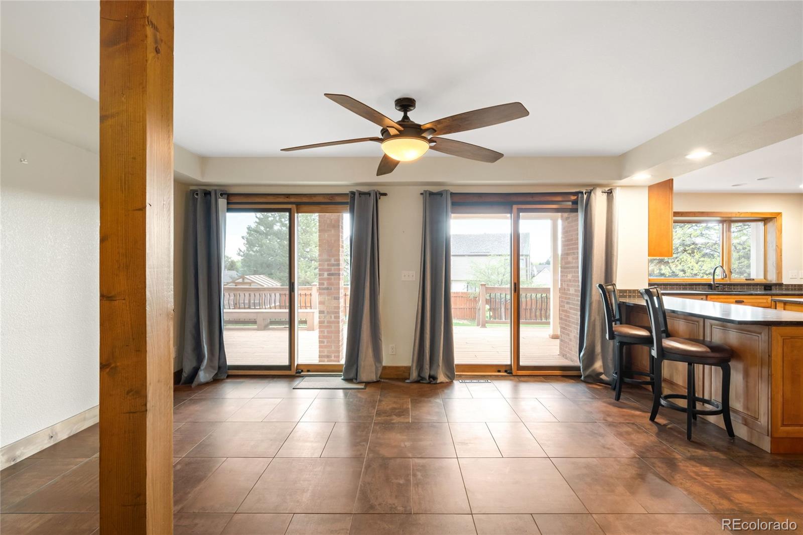 MLS Image #7 for 4398 w lake circle,littleton, Colorado