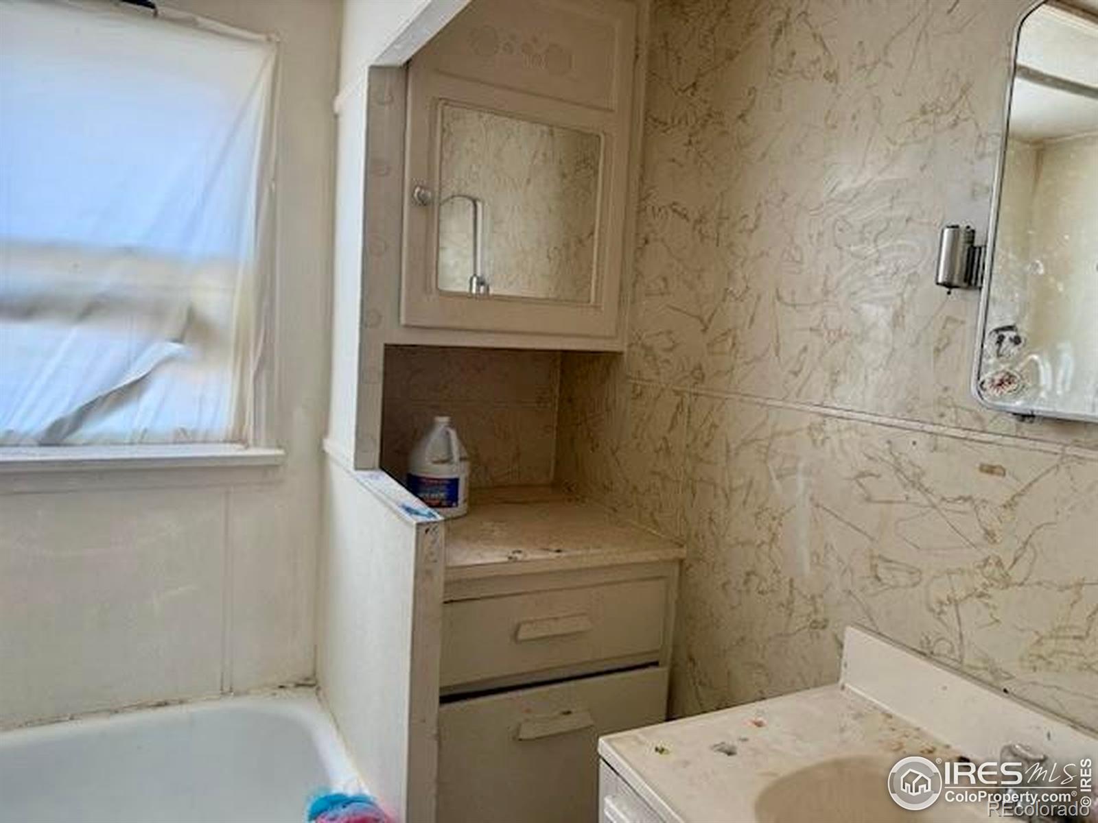 MLS Image #6 for 230 w chase street,haxtun, Colorado