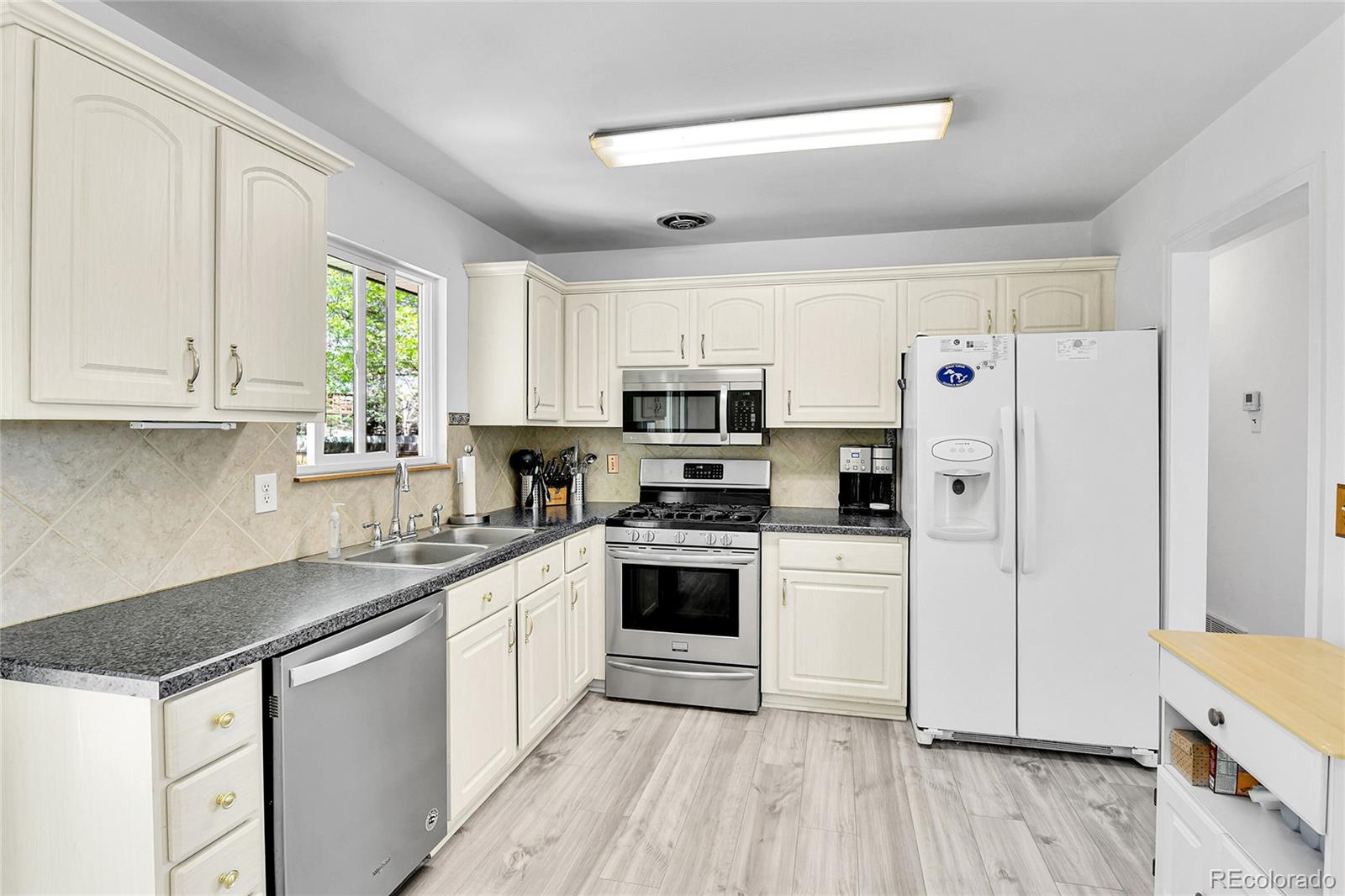 MLS Image #5 for 1759  cedar street,broomfield, Colorado