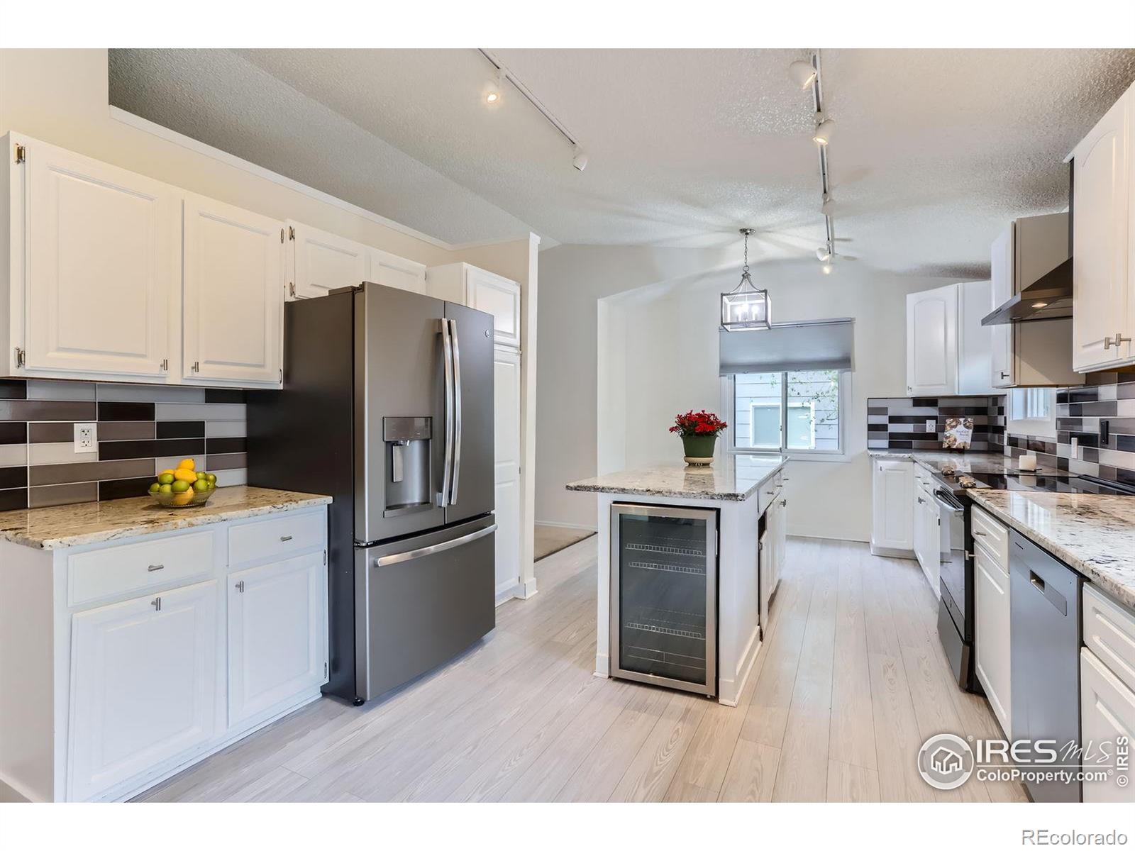 MLS Image #6 for 1506  fisk court,longmont, Colorado