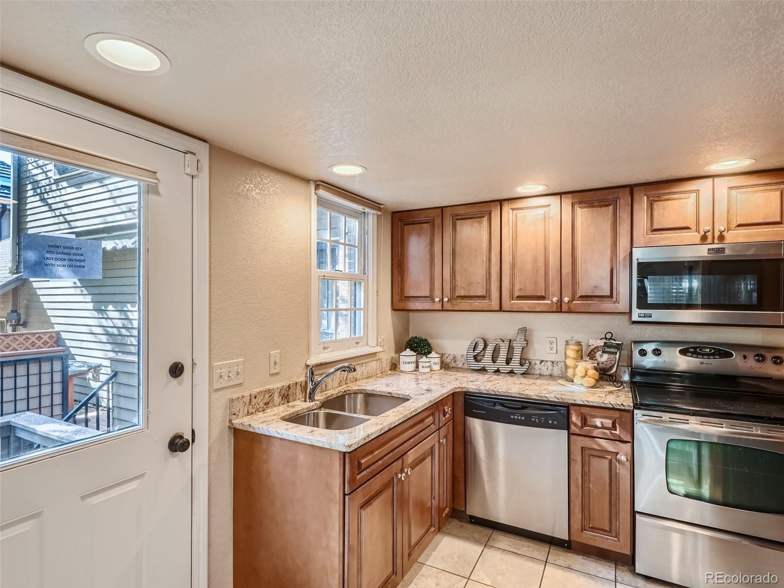 MLS Image #10 for 3540 e 5th avenue,denver, Colorado
