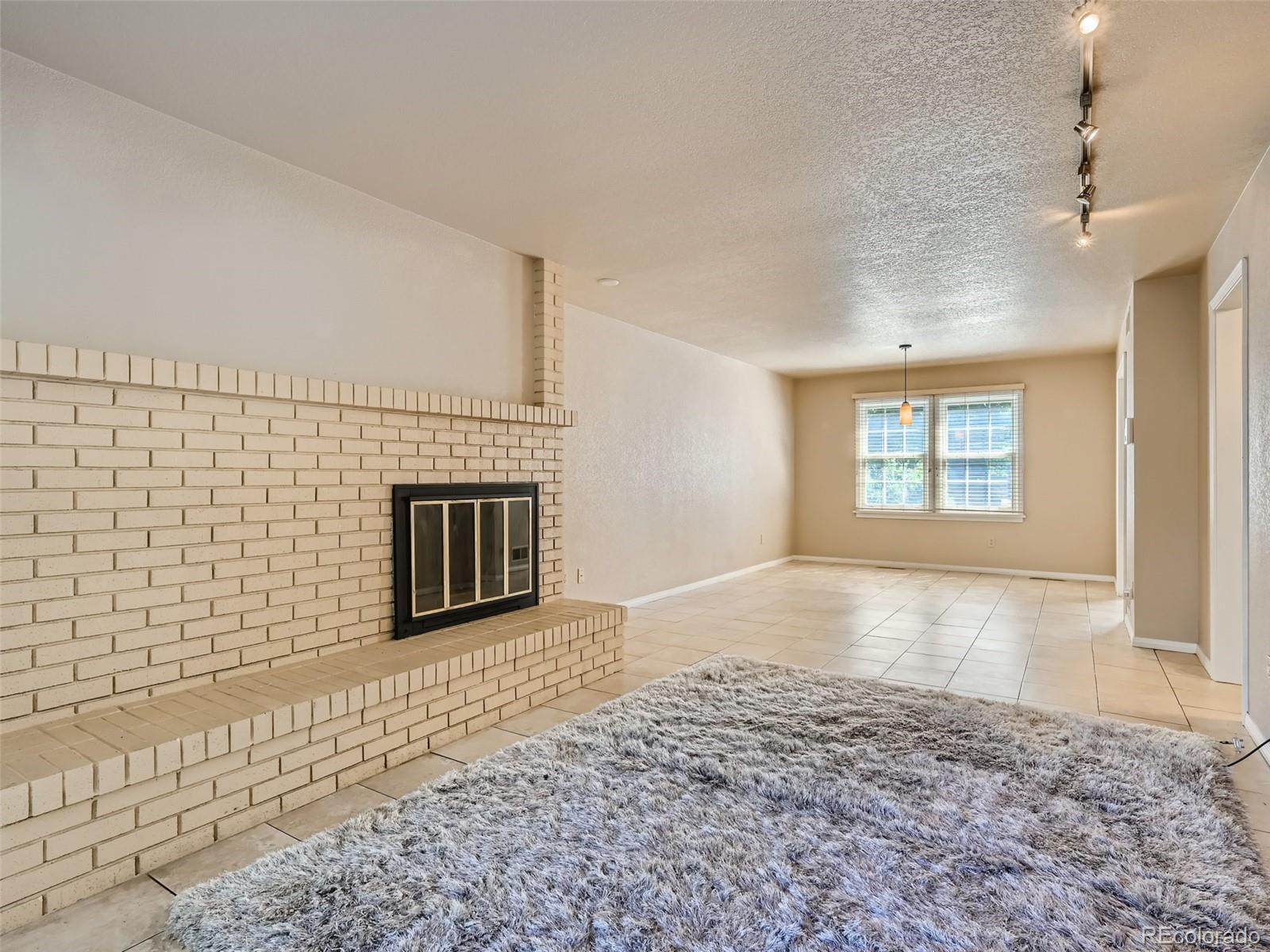 MLS Image #4 for 3540 e 5th avenue,denver, Colorado