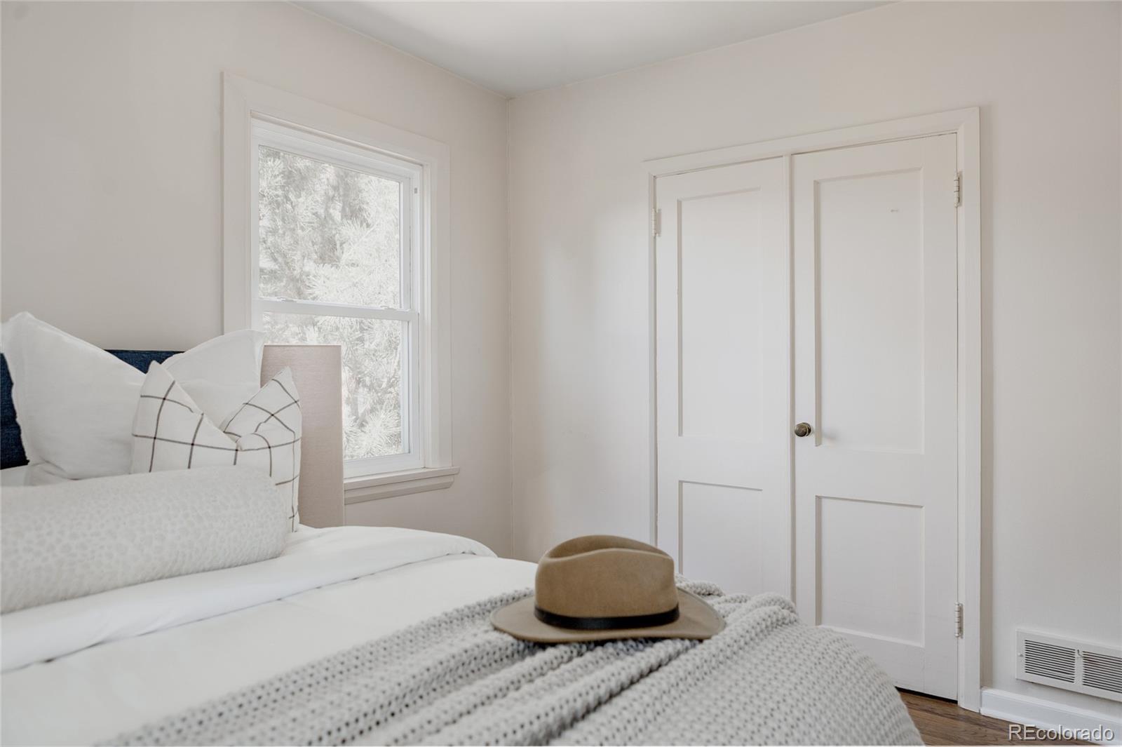 MLS Image #18 for 3055  clermont street,denver, Colorado