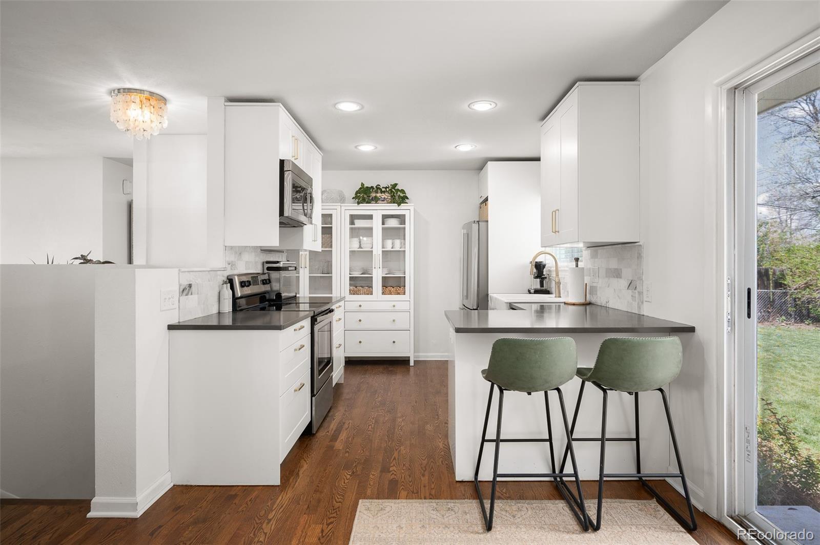 MLS Image #11 for 986 s jersey street,denver, Colorado