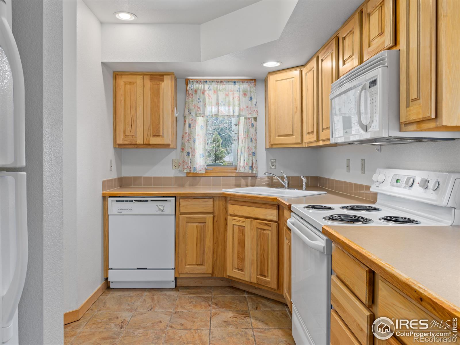 MLS Image #14 for 865  crabapple lane,estes park, Colorado