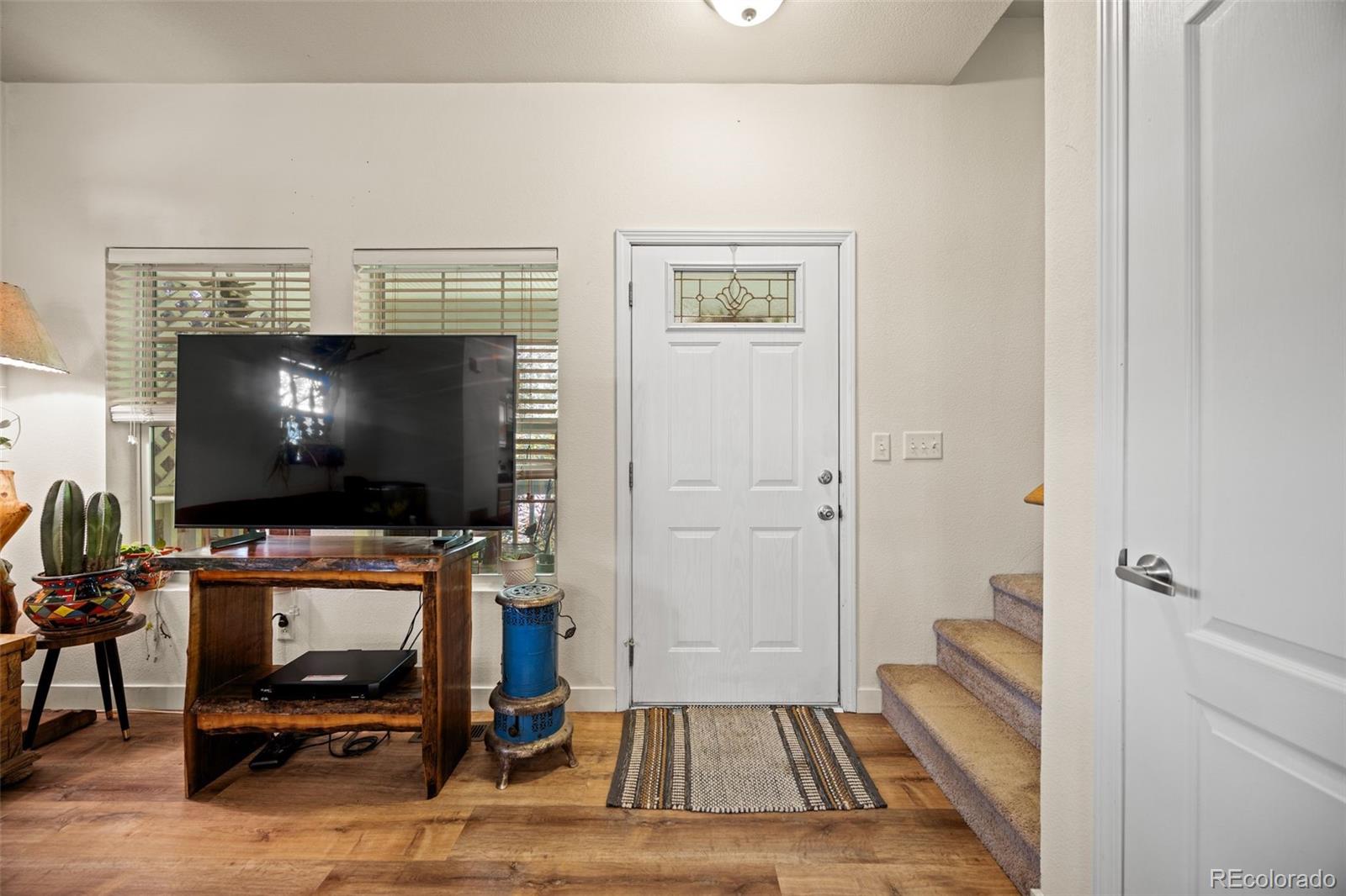 MLS Image #3 for 515  2nd avenue,lyons, Colorado