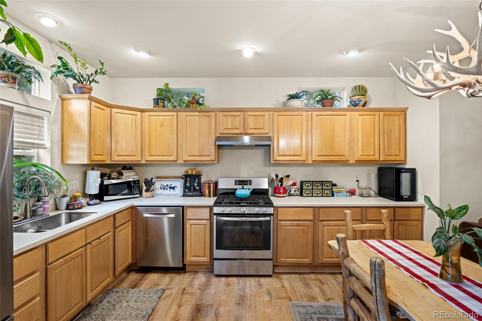 MLS Image #8 for 515  2nd avenue,lyons, Colorado