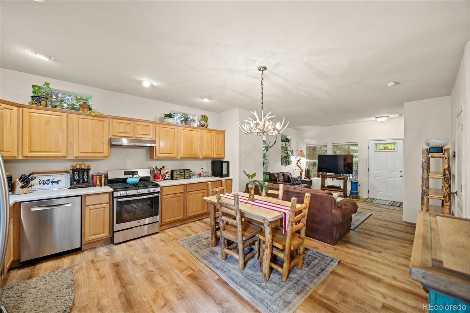 MLS Image #9 for 515  2nd avenue,lyons, Colorado