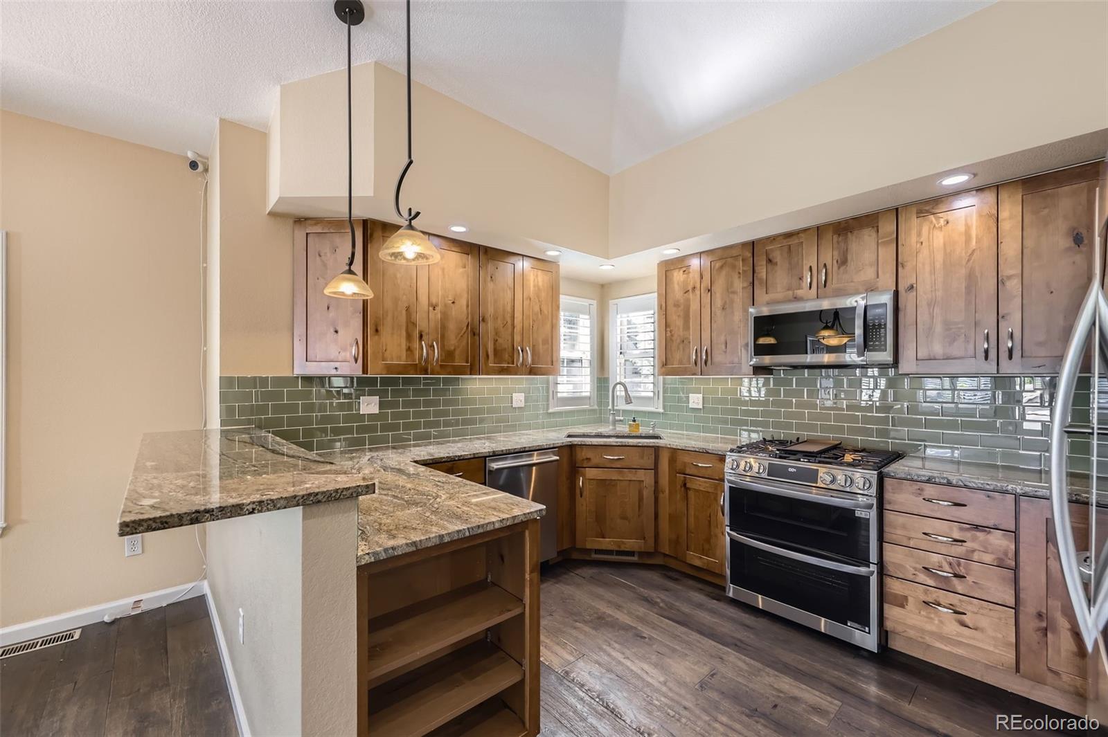 MLS Image #13 for 2761 w 106th loop,denver, Colorado