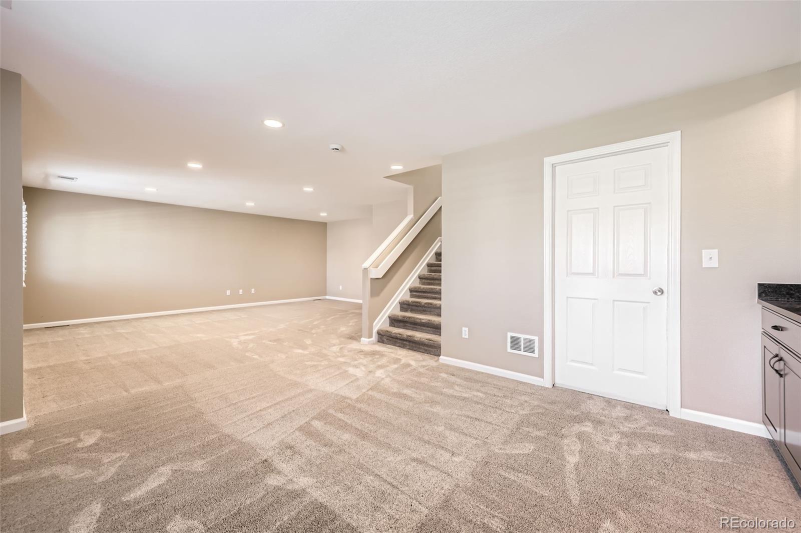 MLS Image #23 for 2761 w 106th loop,denver, Colorado